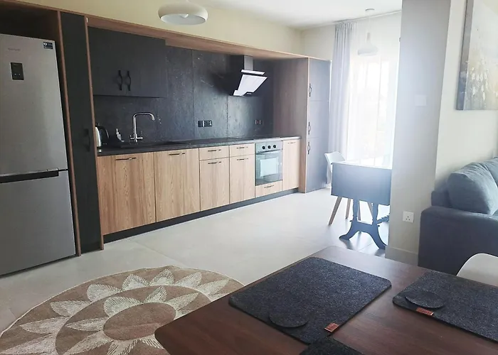 Apartament Sea View Floral - 2 Bedroom Larnaca