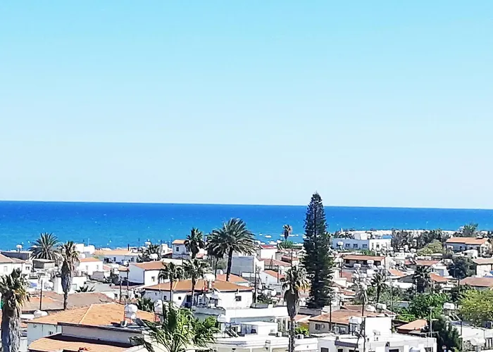 Sea View Floral - 2 Bedroom *