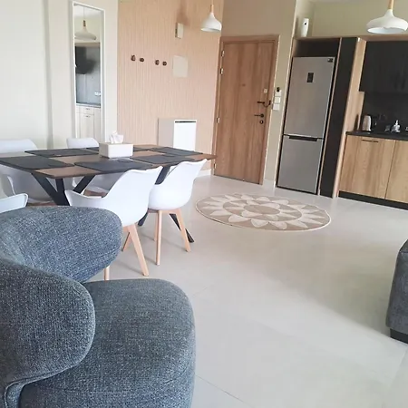 Apartment Sea View Floral - 2 Bedroom, Swimming Pool *