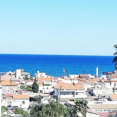 Sea View Floral - 2 Bedroom, Swimming Pool *