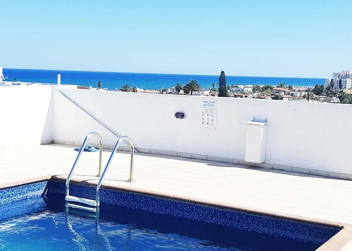 Sea View Floral - 2 Bedroom *